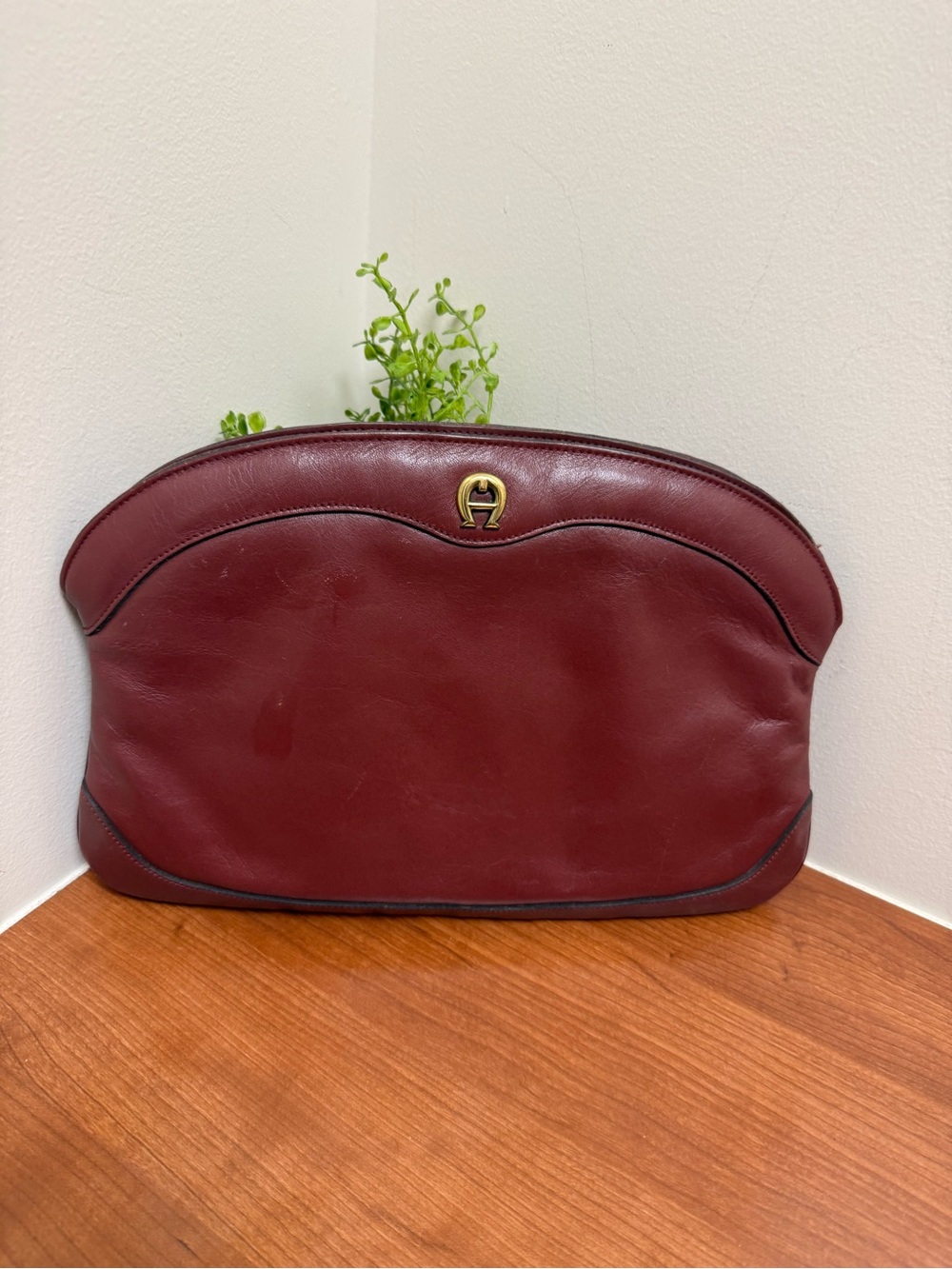 Etienne Aigner Burgundy Leather shoulder Bag/Clutch Vintage Hobo Boho Purse